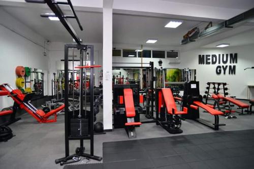 Fitness centrum a/nebo fitness zařízení v ubytování Motel Medium