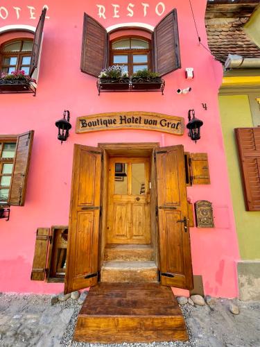 Boutique Hotel von Graf — Facade/entrance