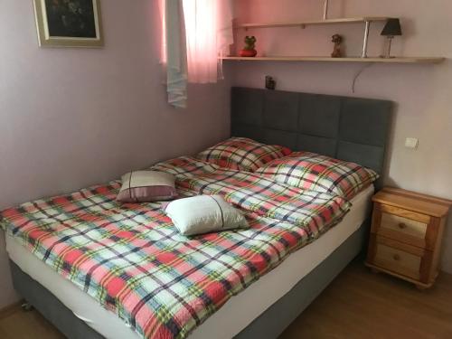 Ліжко або ліжка в номері Apartament Plaża z 2 sypialniami i salonem - 150 m od morza