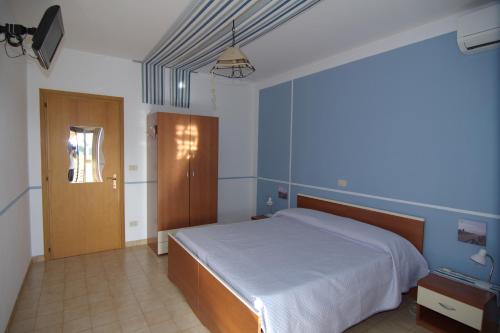 Ліжко або ліжка в номері hotel da Nino-Brussa 340