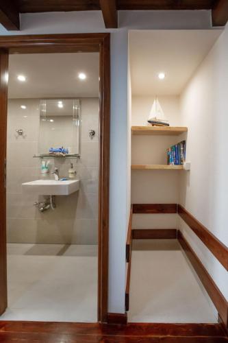 Casa Alba Seaview House