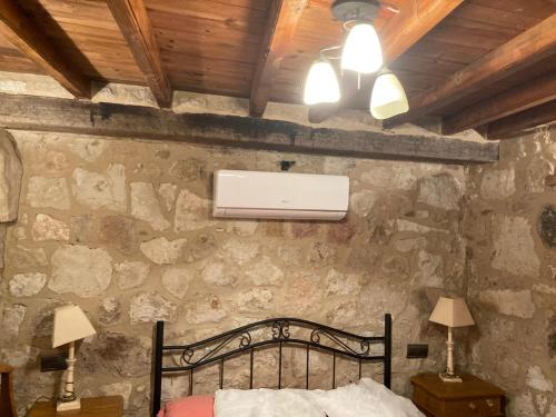Ένα ή περισσότερα κρεβάτια σε δωμάτιο στο Casa Rural Neira