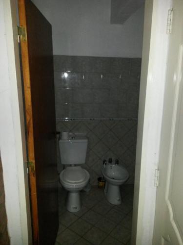 Ένα μπάνιο στο Hotel Foxes