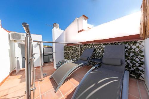 Cozy studio with private rooftop - Málaga center, Málaga, Spania