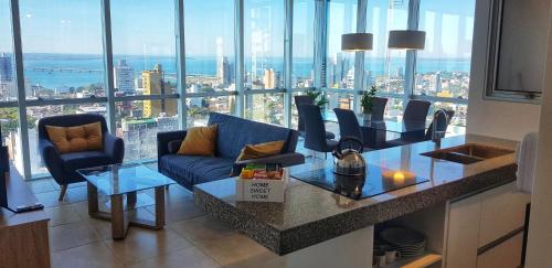Departamento súper céntrico con vista al río Paraná