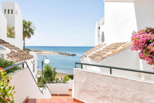 Front Sea View Penthouse