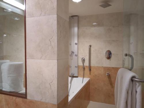 Kúpeľňa v ubytovaní Fortune Park Lakecity, Thane - Member ITC's Hotel Group