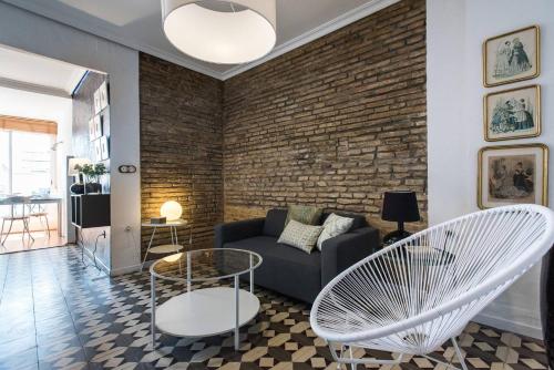 Alhóndiga Suite Apartment with Terrace