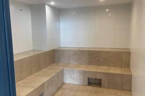 Gambar di galeri bagi Enjoy a little Luxury in Adelaide CBD - Perfect! di Adelaide