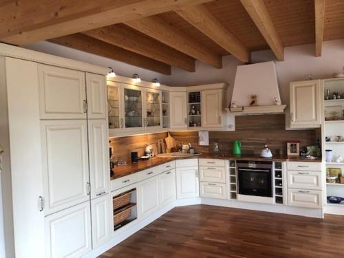 Dapur atau dapur kecil di Haus Leenja
