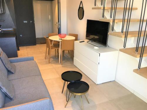 Duplex balcon centre mer 502