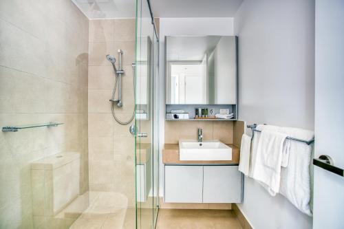 Ένα μπάνιο στο Inspire Boutique Apartments