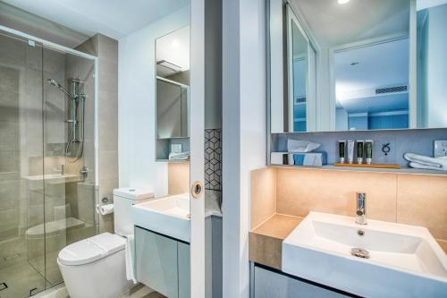 Bathroom sa Inspire Boutique Apartments