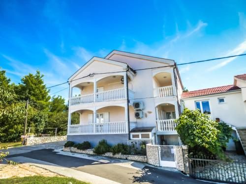 Apartment Ana-1 by Interhome