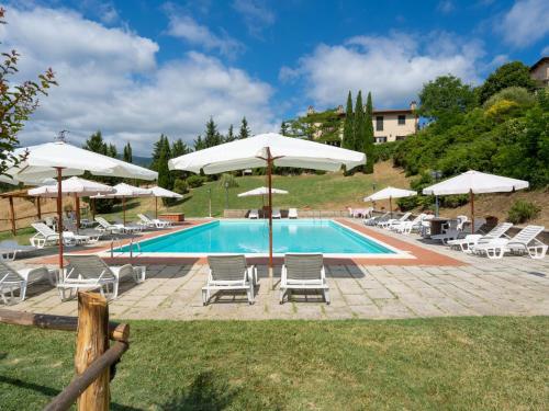 Bazén v ubytovaní Holiday Home Vigna La Corte-1 by Interhome alebo v jeho blízkosti