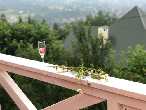 Nespecifikovaný výhled na hory nebo výhled na hory při pohledu z apartmánu