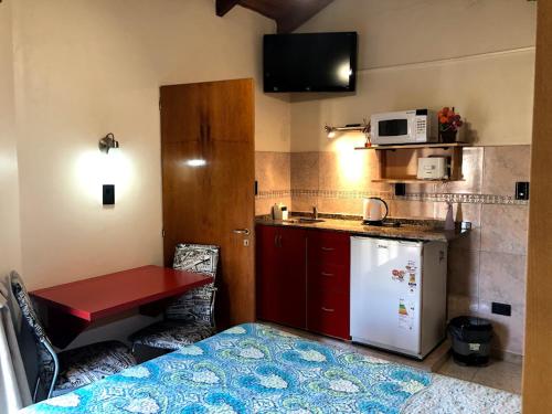 Kuchyň nebo kuchyňský kout v ubytování DEPARTAMENTO ACOSTA 1