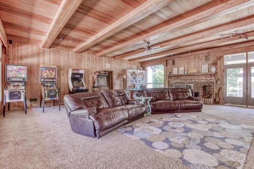 Molalla River Lodge – Photos 2