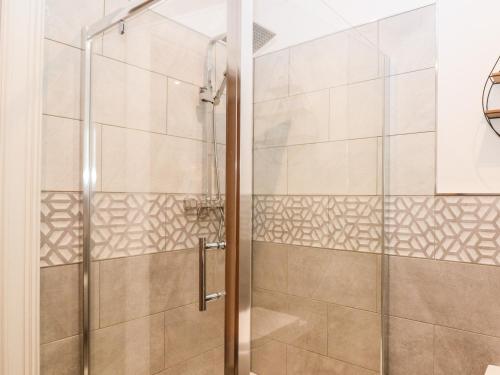 Un baño de The Clock Tower at The Institute Executive Apartments