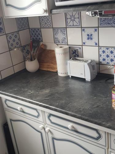Kuchyň nebo kuchyňský kout v ubytování Ferienhaus auf Rügen