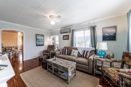 Our Gold Beach Retreat – Photos 2
