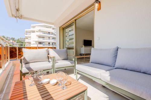 Stylish 1-Bedroom Apartment Close to Beaches