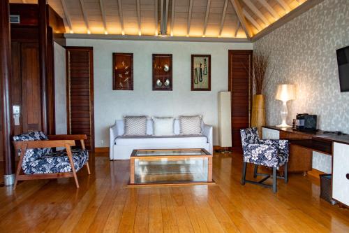 Zona de estar de InterContinental Tahiti Resort & Spa by IHG