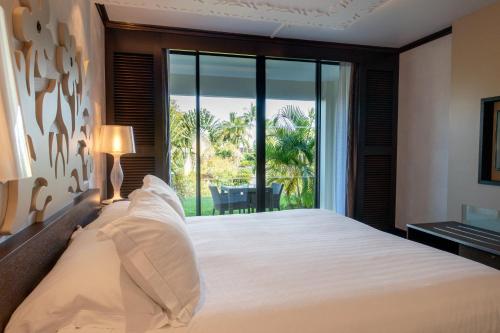 Cama o camas de una habitación en InterContinental Tahiti Resort & Spa by IHG
