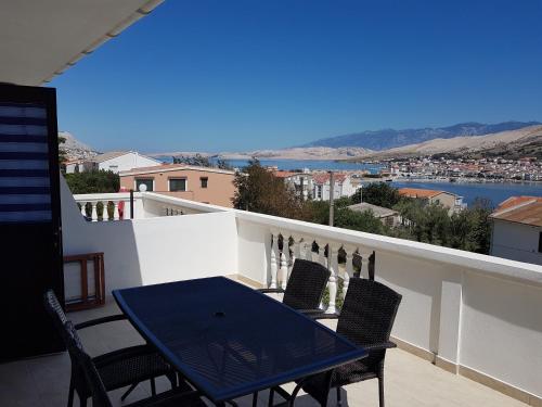 Gallery image of D&D Apartments in Pag