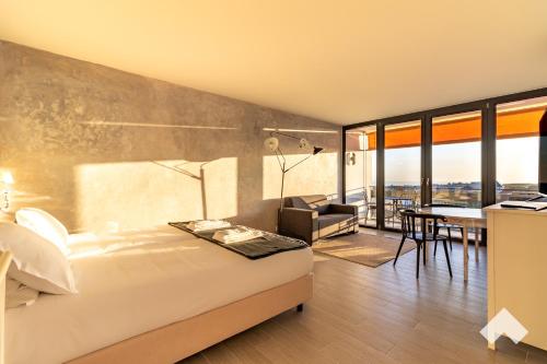 Postel nebo postele na pokoji v ubytování Edifício Algarve