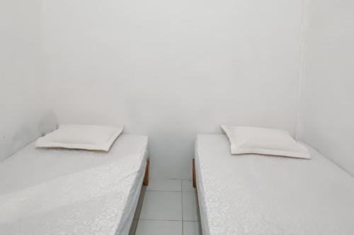 Gallery image of RedDoorz Syariah near RS Harapan Bunda Banda Aceh in Geutieue