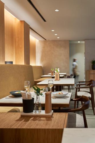 PortoBay Teatro — Restaurant/places to eat