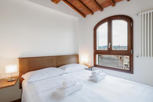 GuestHost - San Marco Apartment with Panoramic View