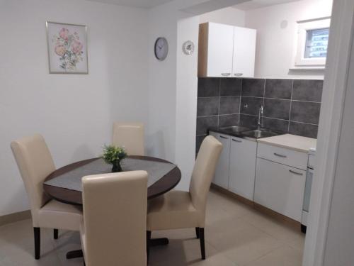 Fotografie z fotogalerie ubytování Apartman Ivano v destinaci Kaštela