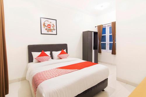 Gallery image of OYO Life 966 Dinda Guesthouse in Yogyakarta