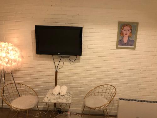 Μια τηλεόραση ή/και κέντρο ψυχαγωγίας στο Hostel Seoul