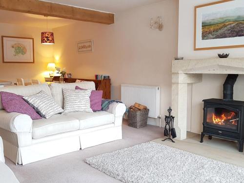 Stone Mouse Cottage – Photos 2