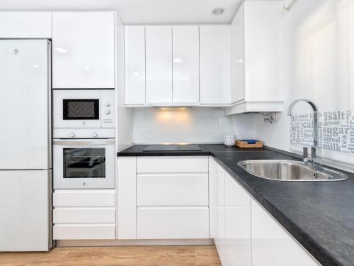Apartment Lola Playa-3 by Interhome