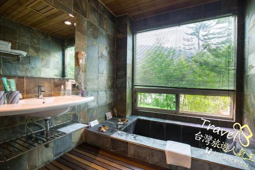 Imagen de la galería de Tree Lake B&B Hualien, en Shuhu