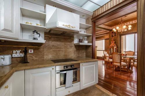 Fotografie z fotogalerie ubytování Victorian Jewel - 2BR - Panoramic Sea & Palm View v Dubaji