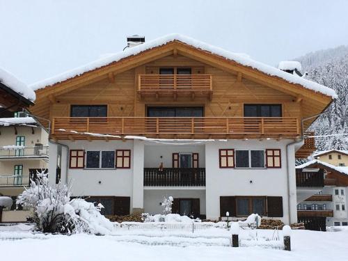 Appartamenti Cèsa Sorèie Dolomiti, Canazei – Updated 2023 Prices