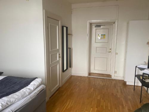 Postel nebo postele na pokoji v ubytování Frövi hotell