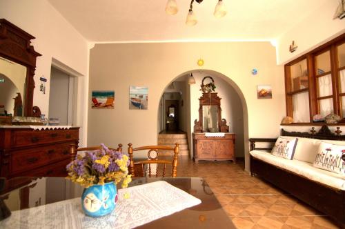 Gallery image of Avra Pension in Ios Chora