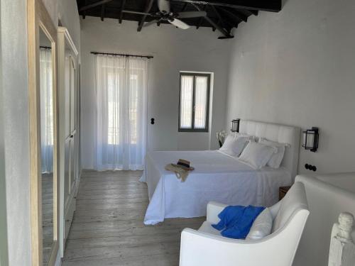 Raphael Skiathos Living-Venetia