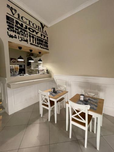 Gallery image of VICTORIA HOTEL B&B in Naples