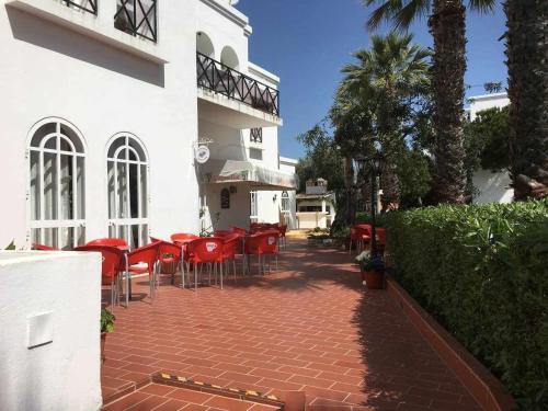 Tavira - Cozy Studio by the Pool