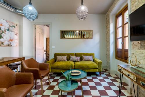 Doña Elvira Suites Cathedral