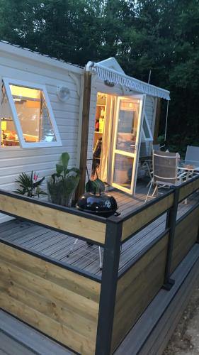 Gallery image of Les mobil homes d’oliver rob in Saint-Chéron