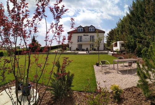 Zahrada ubytování Hotel BRADA