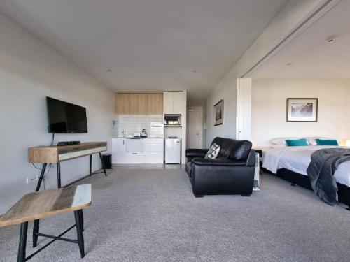 Gallery image of Fabulous Castor Bay 1 Bedroom With Views and SkyTV in Auckland